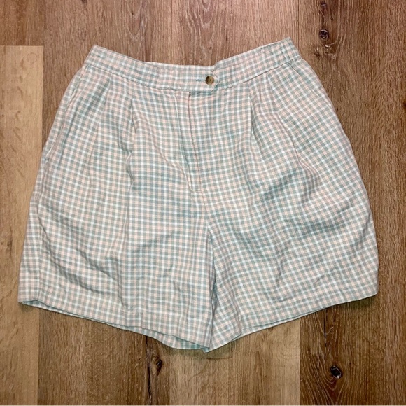 IZOD Women’s Shorts Casual Comfort | Size 14 | High Rise Mom Vintage | Cotton - Picture 2 of 14